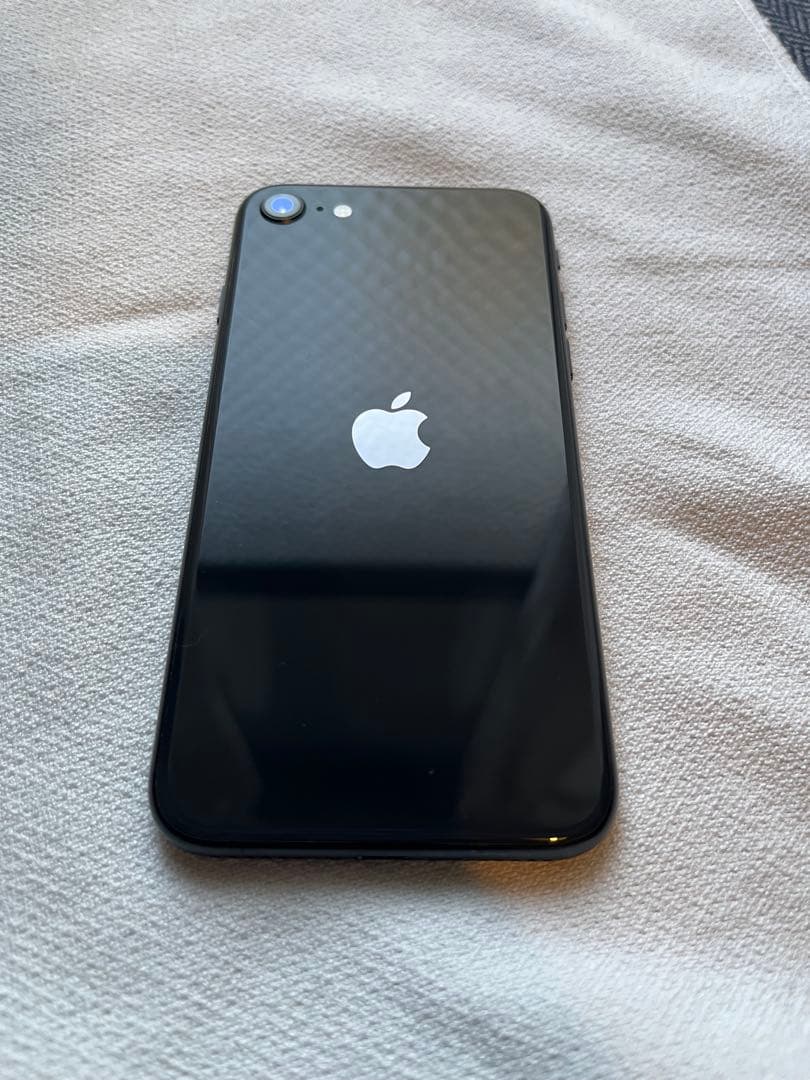 iPhone SE2 64GB ブラック