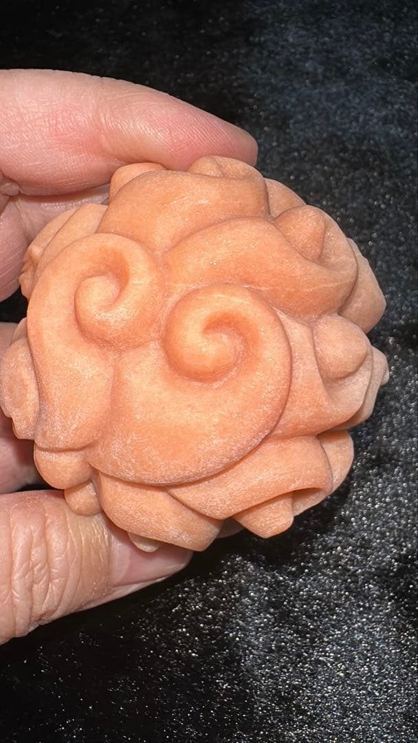 手彫り彫刻 九尾狐番い 脂玉 吉祥紋様 縁起物 如意回紋 猪目ハート スフィア