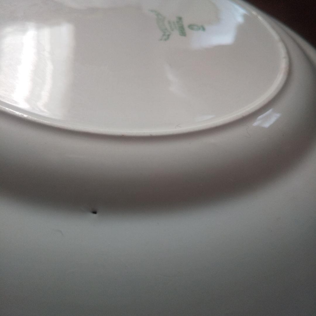 TOYOTOKI kokuraトリコロール 白い陶器皿 日本製 37546