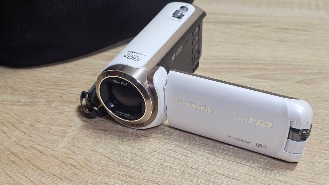 【美品】パナソニック デジタルハイビジョンビデオカメラ　HC-W580M-W