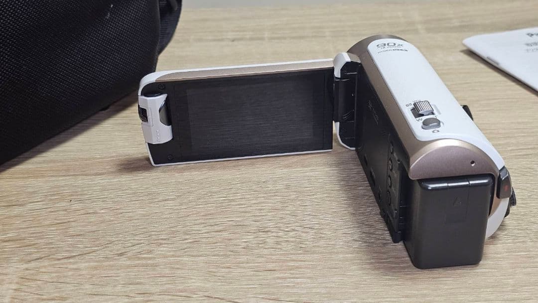 【美品】パナソニック デジタルハイビジョンビデオカメラ　HC-W580M-W