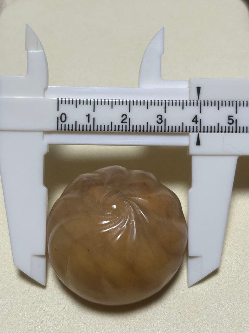 みほ　5月1日までまとめ　天然石　蟹味噌肉まん型　置物など