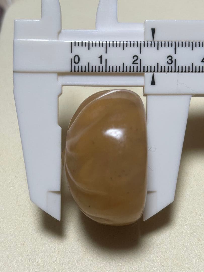 みほ　5月1日までまとめ　天然石　蟹味噌肉まん型　置物など