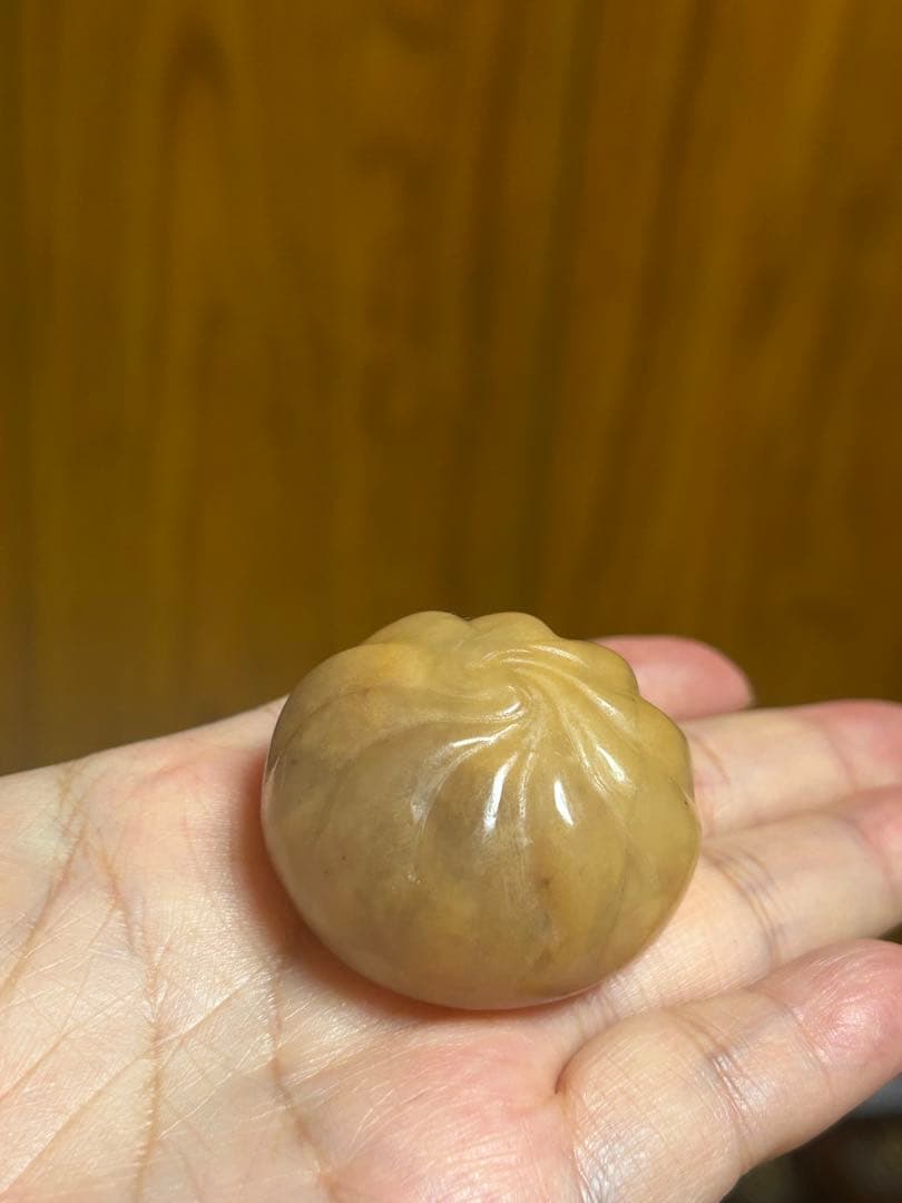 みほ　5月1日までまとめ　天然石　蟹味噌肉まん型　置物など