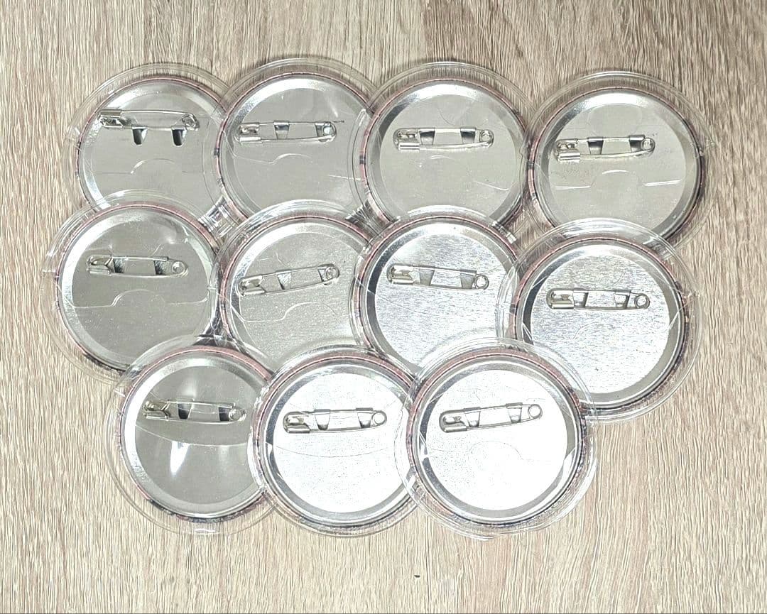 【期間限定お値下げ】 ② バラ売り可️️ 加州清光 刀剣乱舞 極 戦闘 缶バッジ