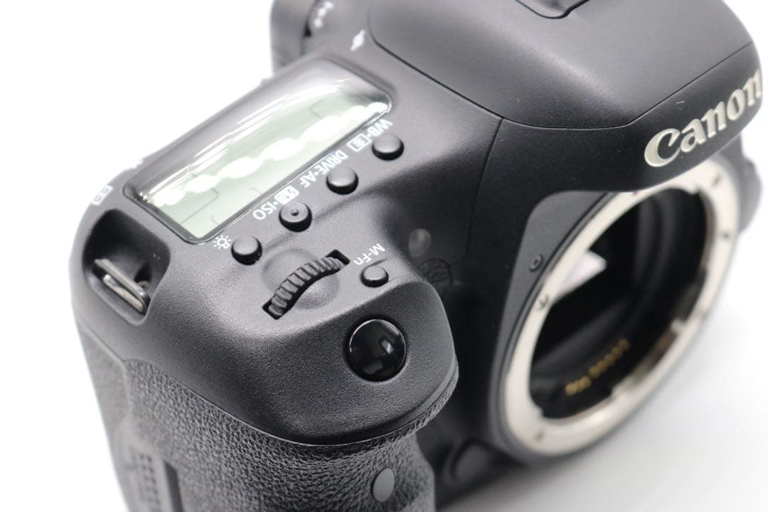 美品 【Canon EOS 7D Mark Ⅱ ダブルレンズセット】 安心保証◎