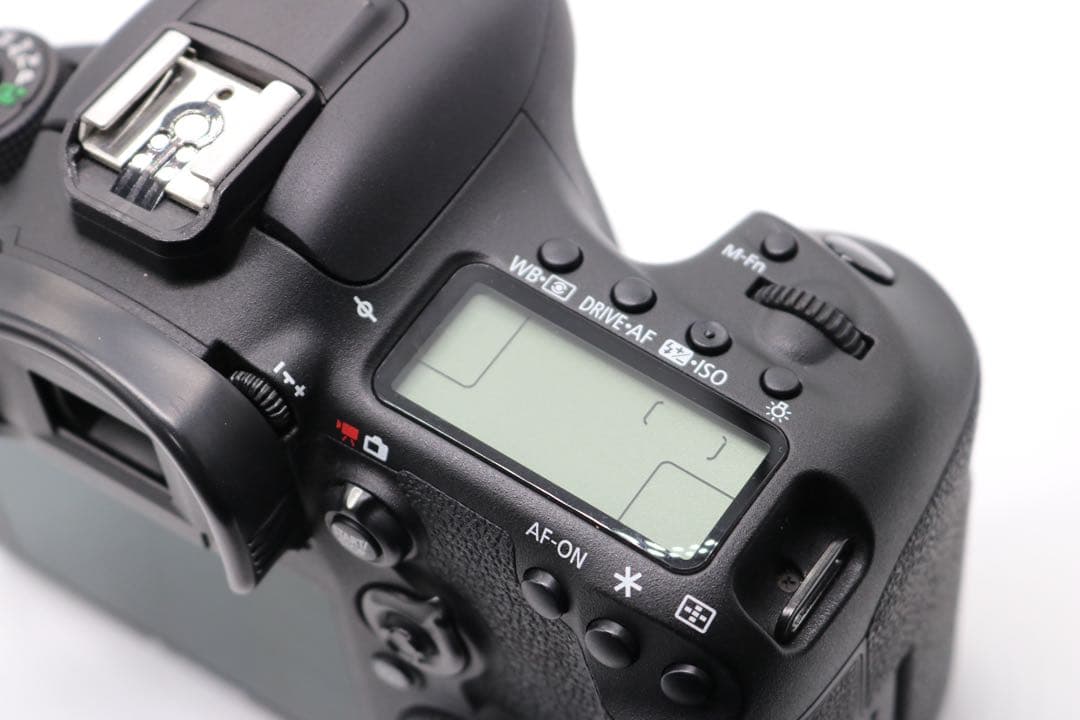 美品 【Canon EOS 7D Mark Ⅱ ダブルレンズセット】 安心保証◎