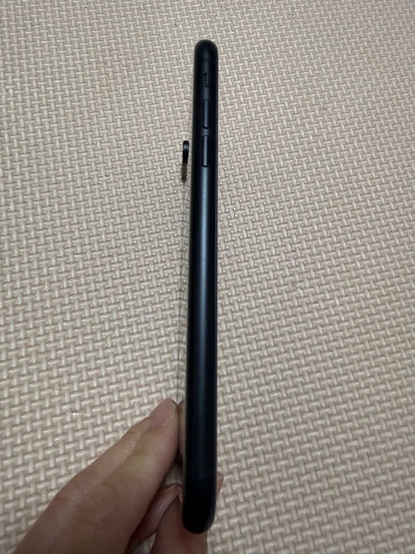 Apple iPhone XR 本体のみ　128GB ブラック　SIMフリー