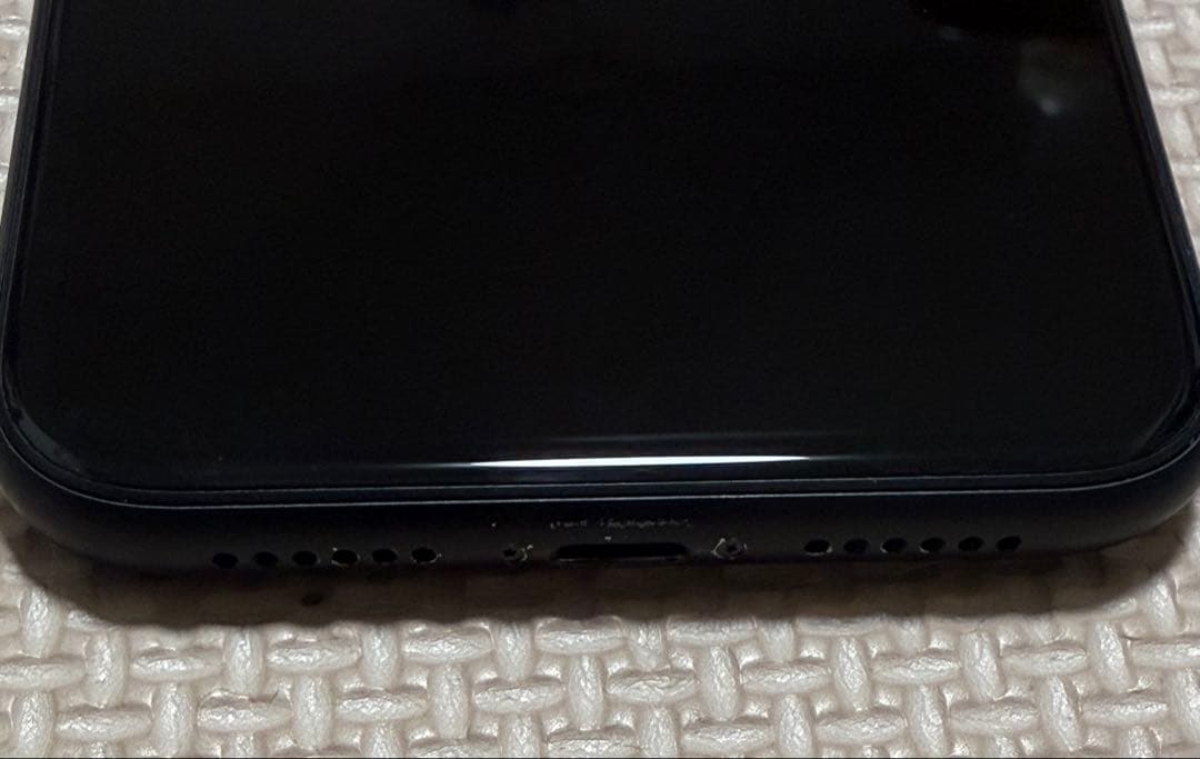 Apple iPhone XR 本体のみ　128GB ブラック　SIMフリー