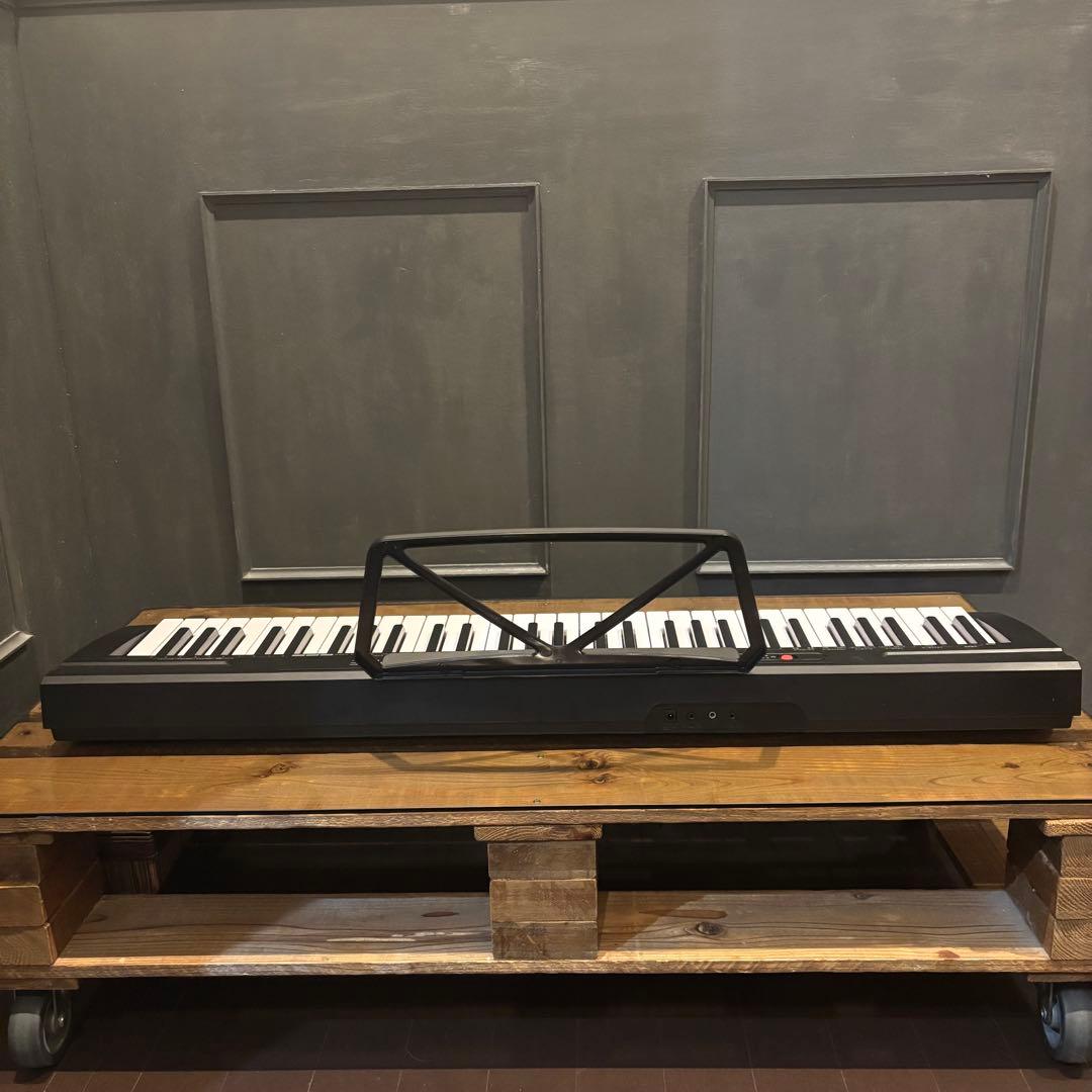 トルテ 電子キーボード 61鍵 譜面台・アダプター・マイク付き