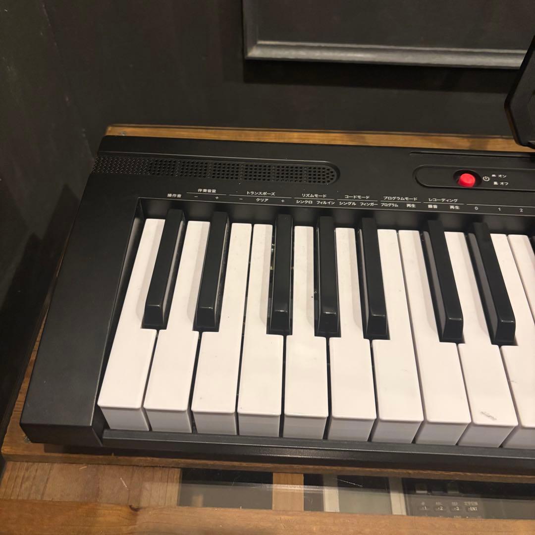 トルテ 電子キーボード 61鍵 譜面台・アダプター・マイク付き