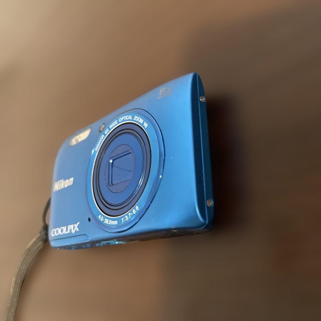 4571 Nikon COOLPIX S3600 ブルー デジカメ