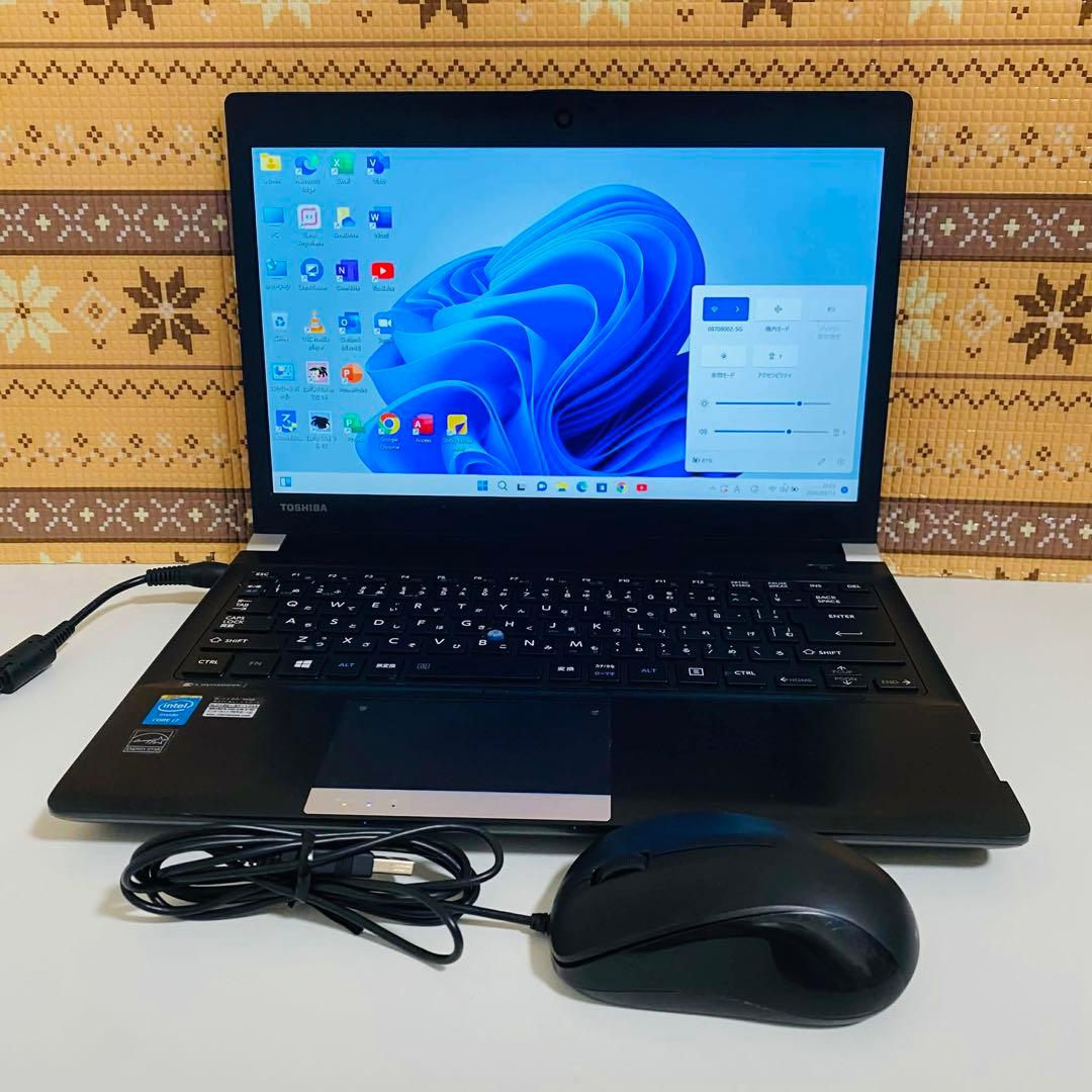 Y154 TOSHIBAノートパソコンi7メモリ8G高速SSDサクサクWin11