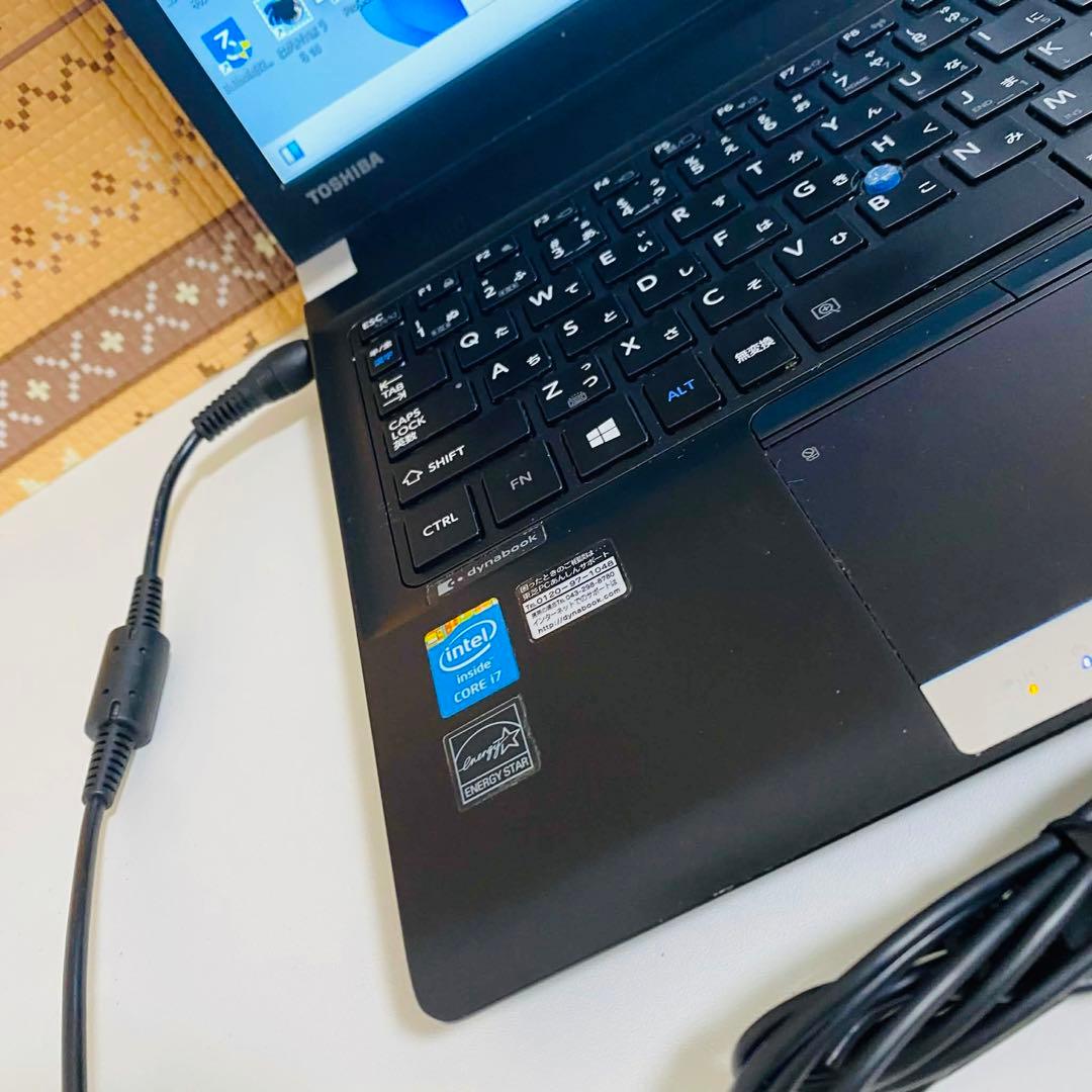 Y154 TOSHIBAノートパソコンi7メモリ8G高速SSDサクサクWin11