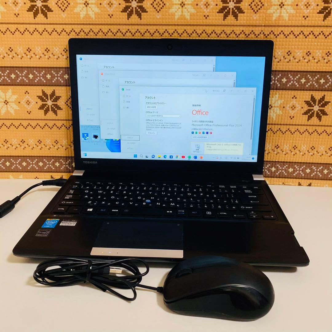 Y154 TOSHIBAノートパソコンi7メモリ8G高速SSDサクサクWin11