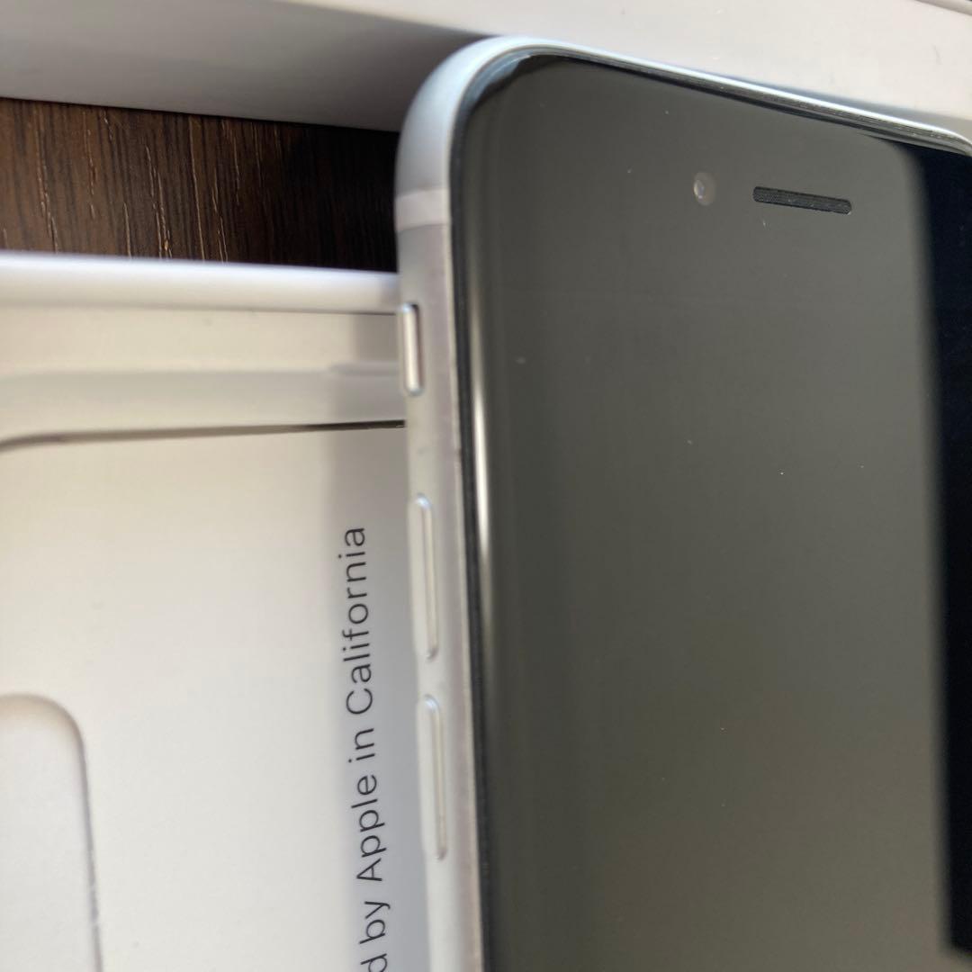 iphoneSE2 64GBホワイト バッテリー79