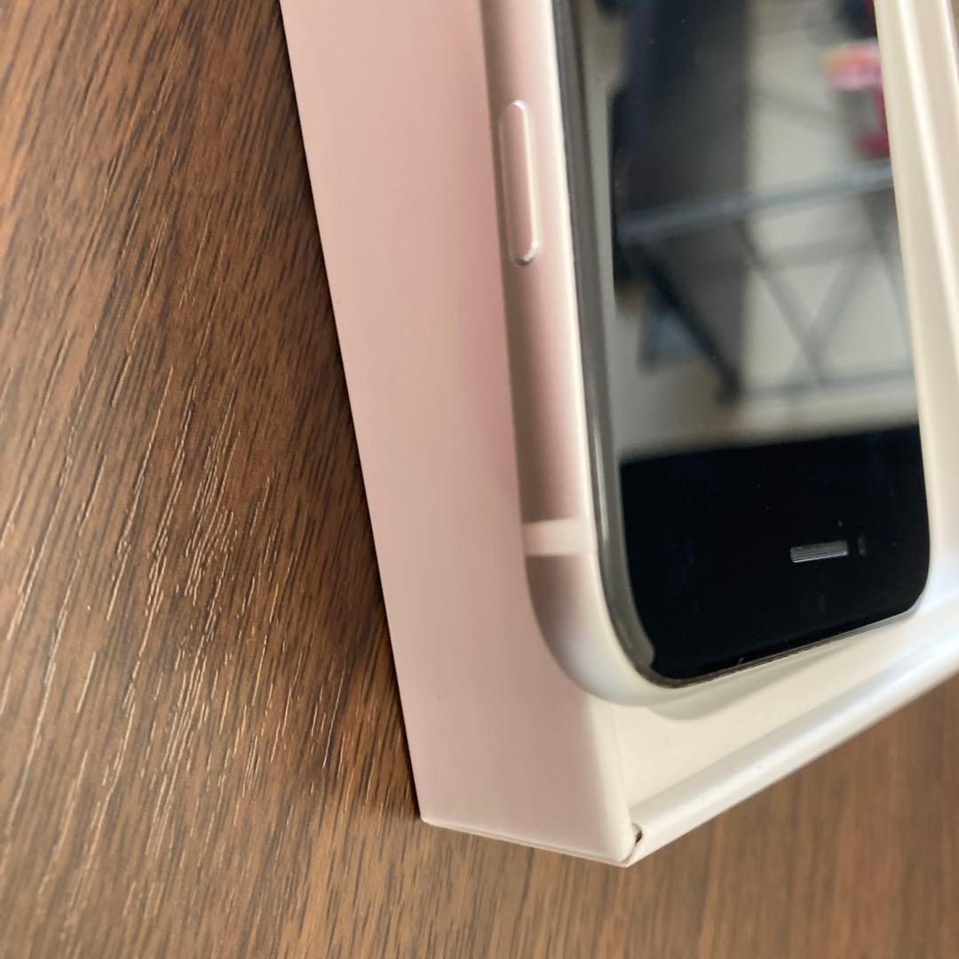 iphoneSE2 64GBホワイト バッテリー79