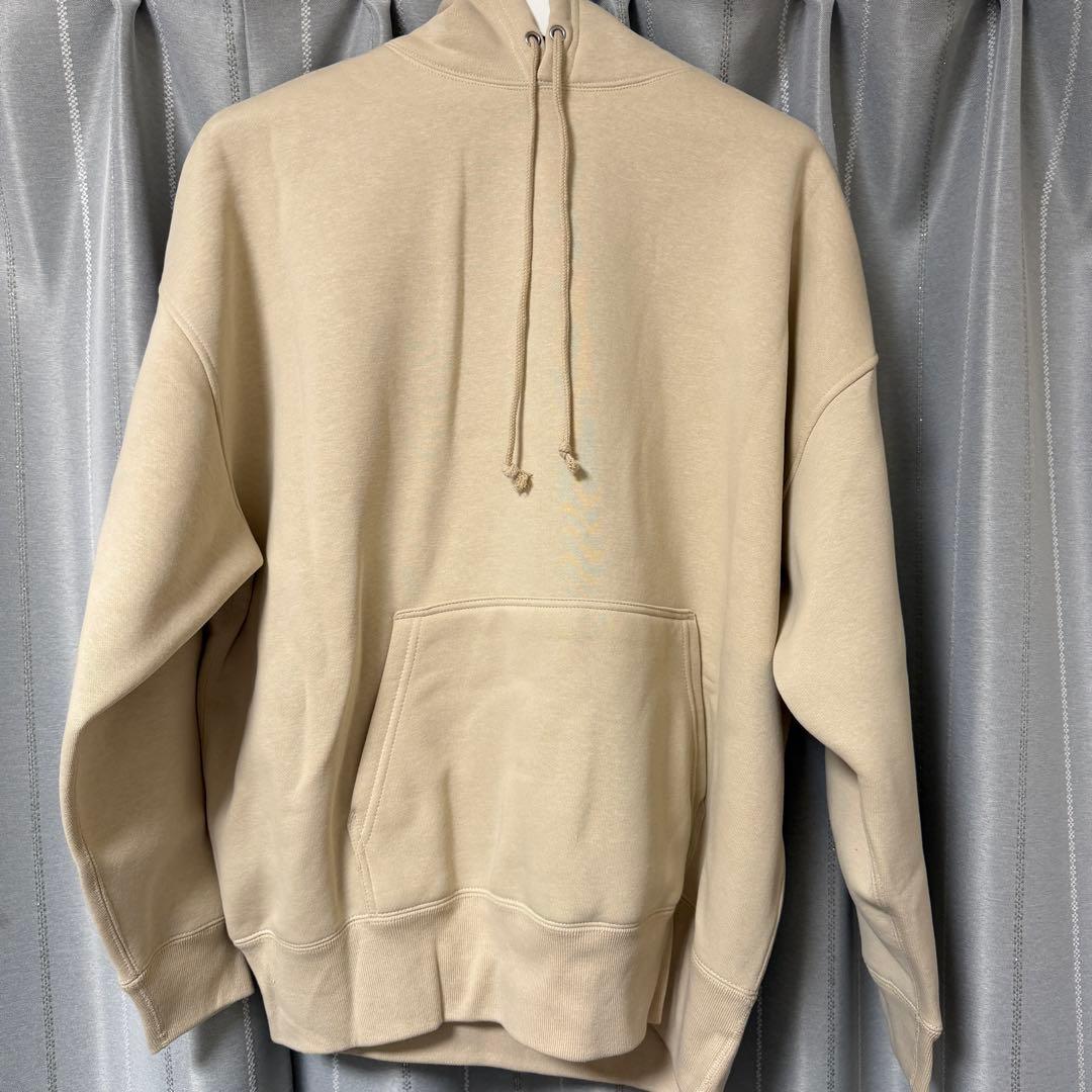 ニートと居候とたかさき NIT ベージュパーカー 白ver.