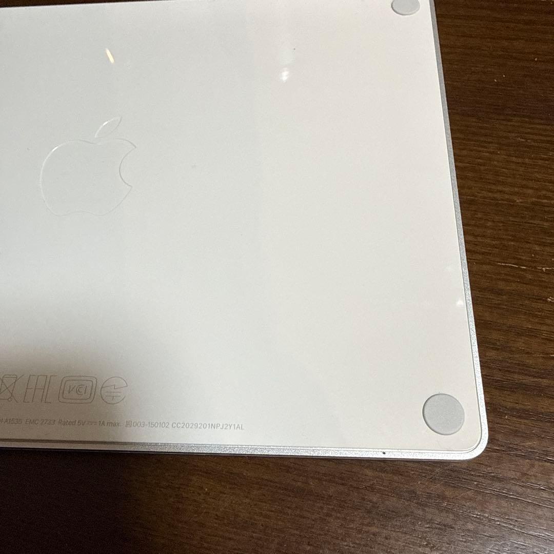 2*4様 美品　Apple「Magic Trackpad 2（マジックトラックパ
