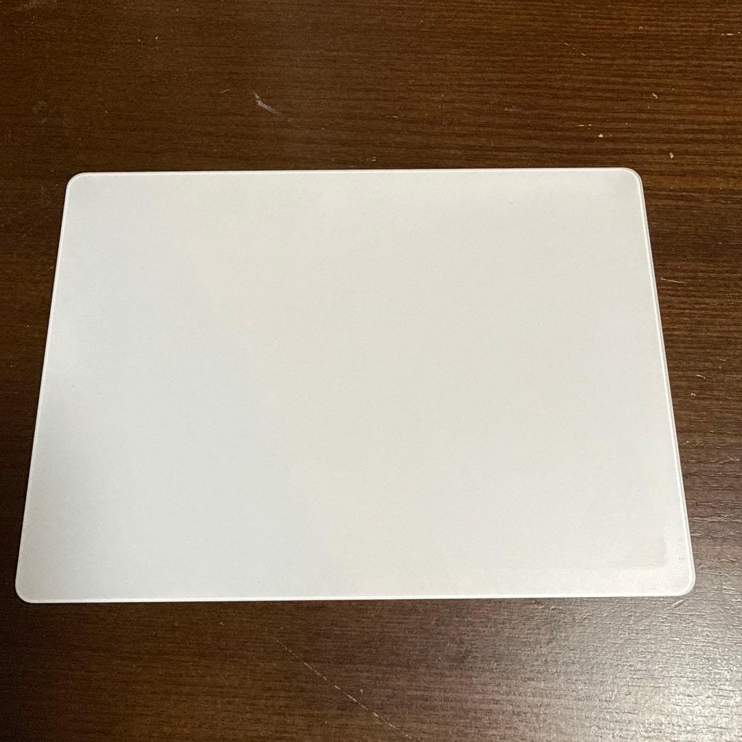 2*4様 美品　Apple「Magic Trackpad 2（マジックトラックパ