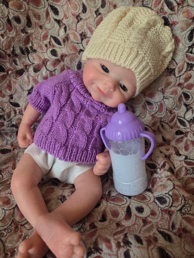 25日、20時で終了します。シリコンリボーンドール