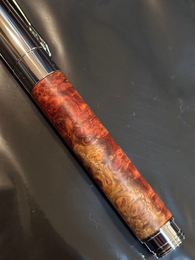 クラフトエー 本花梨 瘤 紅白 ローラーボール 木軸 ボールペン craft A