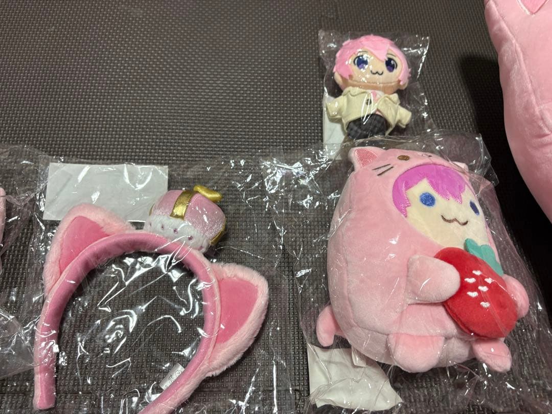 すとぷり さとみ まとめ売り ぬいぐるみ カチューシャ あにまる