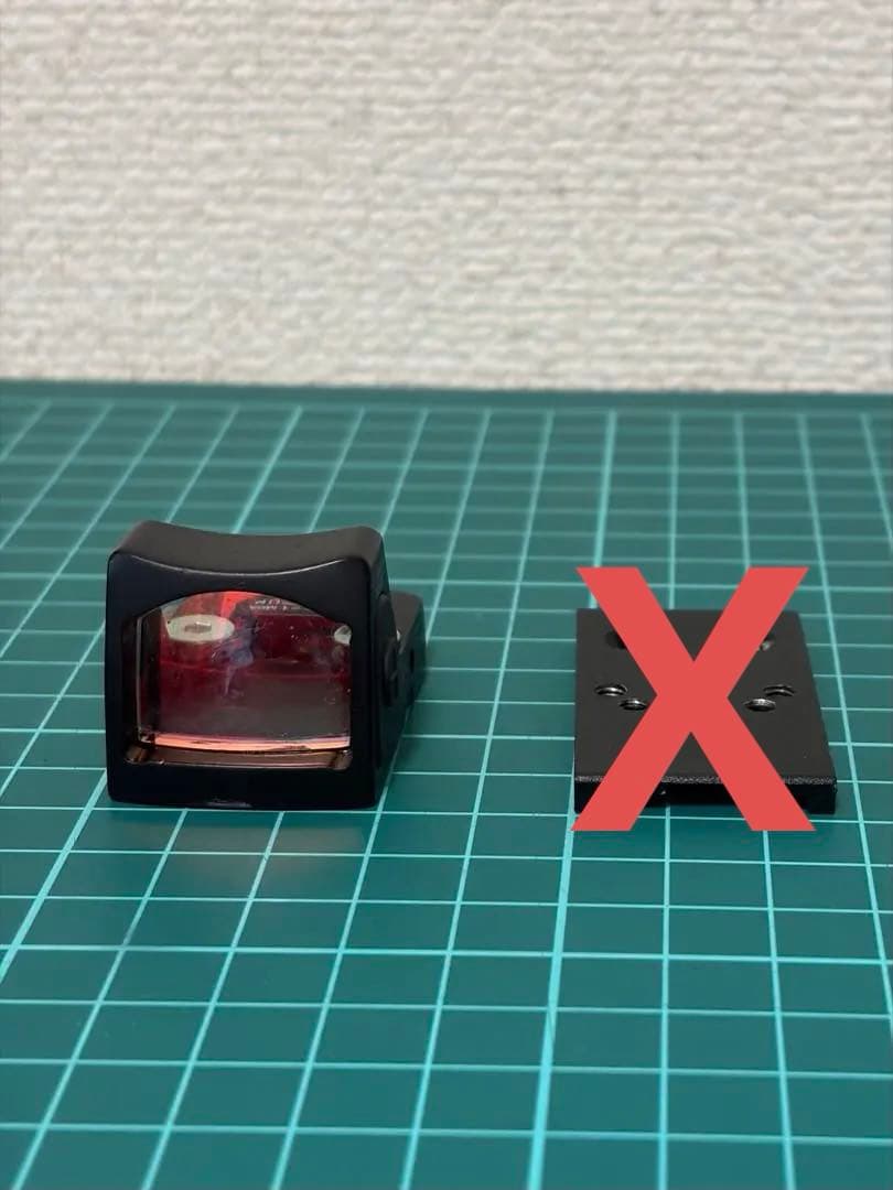 トリコンタイプサイト(光学機器)+マウントベース　レプリカ