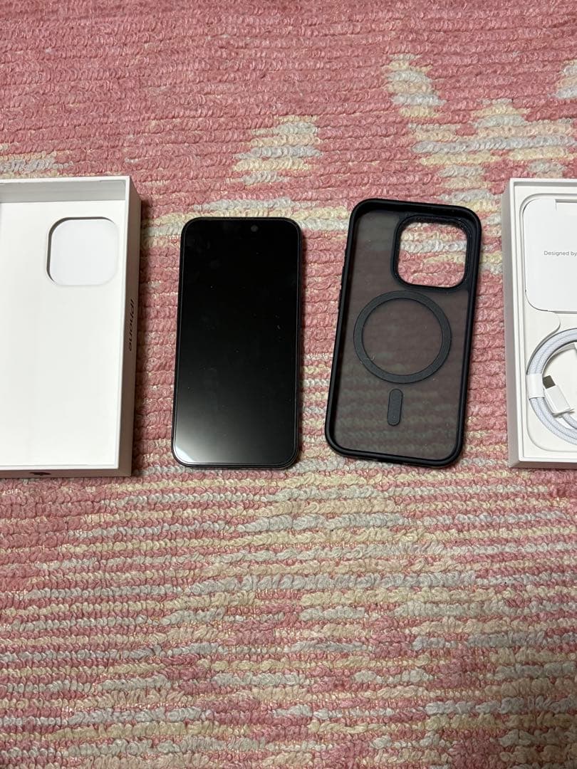 iPhone15PRO 128G本体 + 充電ケーブル　ケースおまけ付き