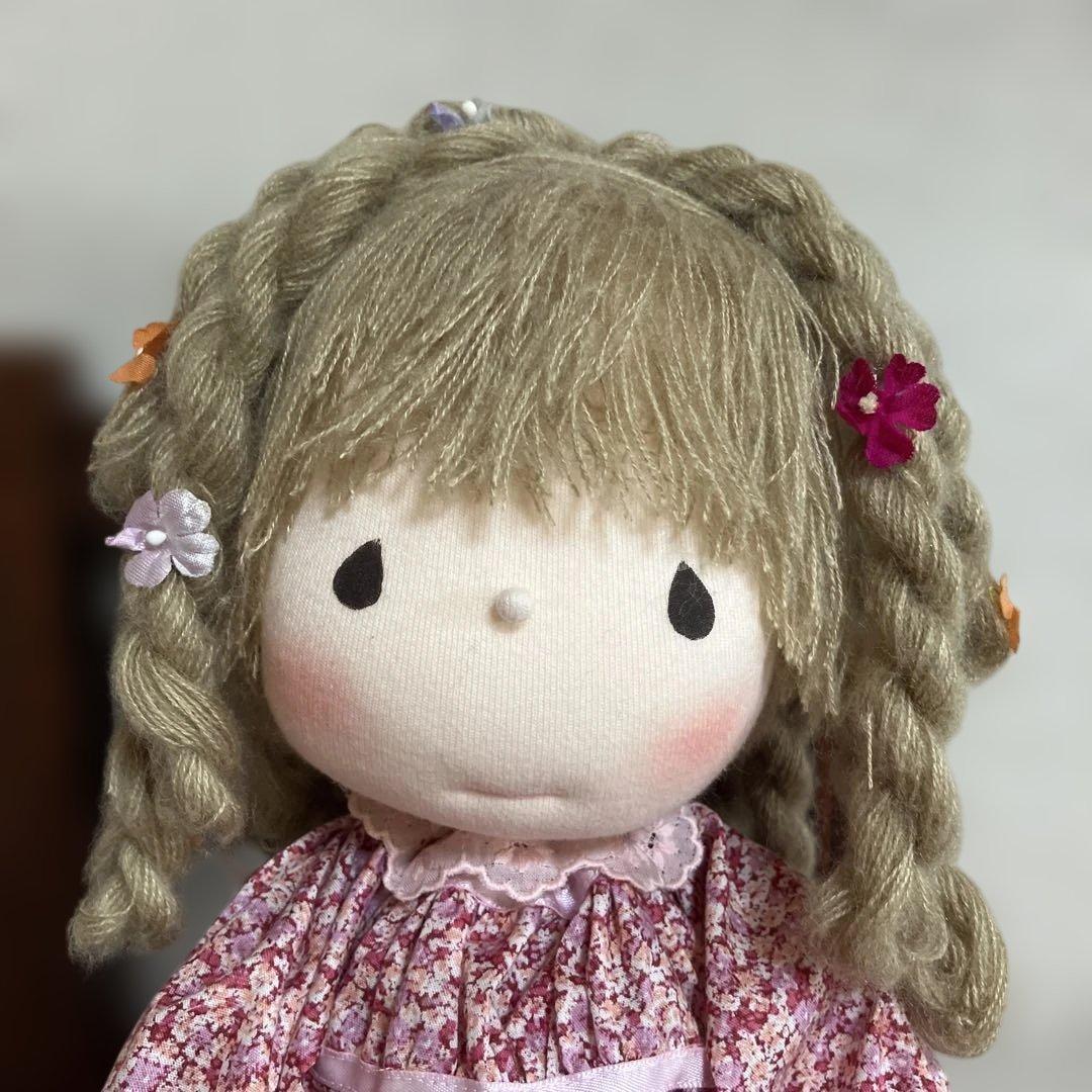 ピンクのフリフリの女の子