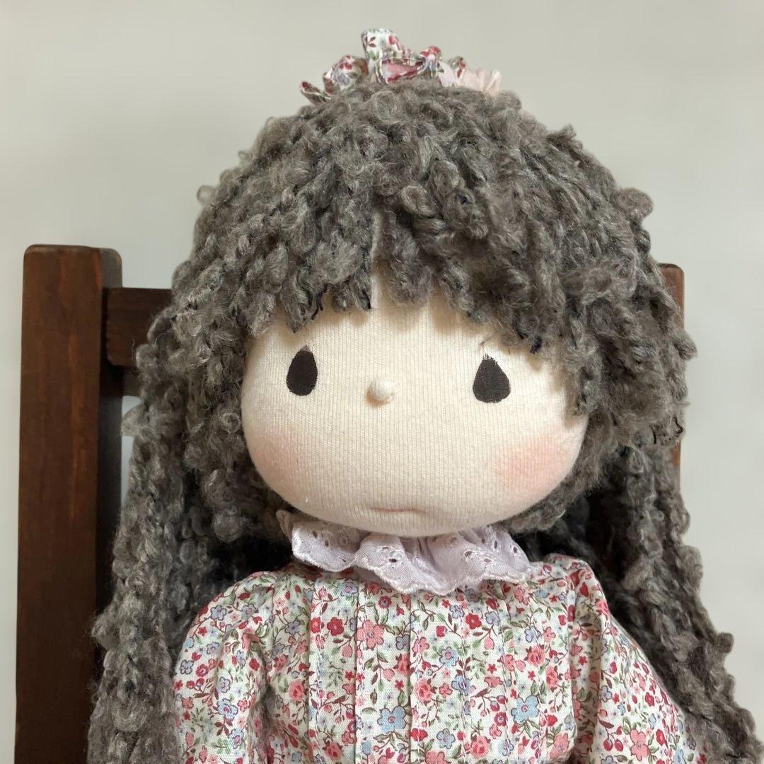 ピンクのフリフリの女の子