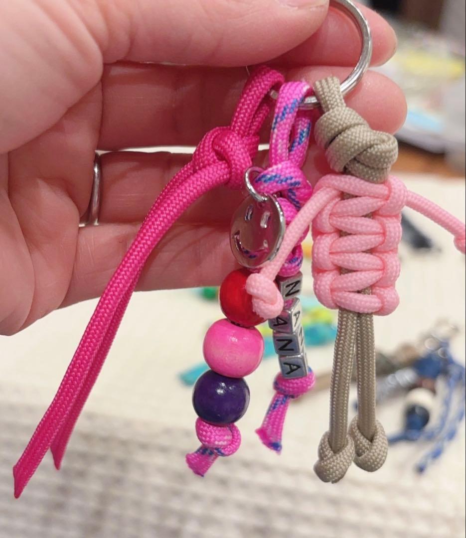 《オーダーページ》パラコード　キーチャーム　キーホルダー　ハンドメイド♡