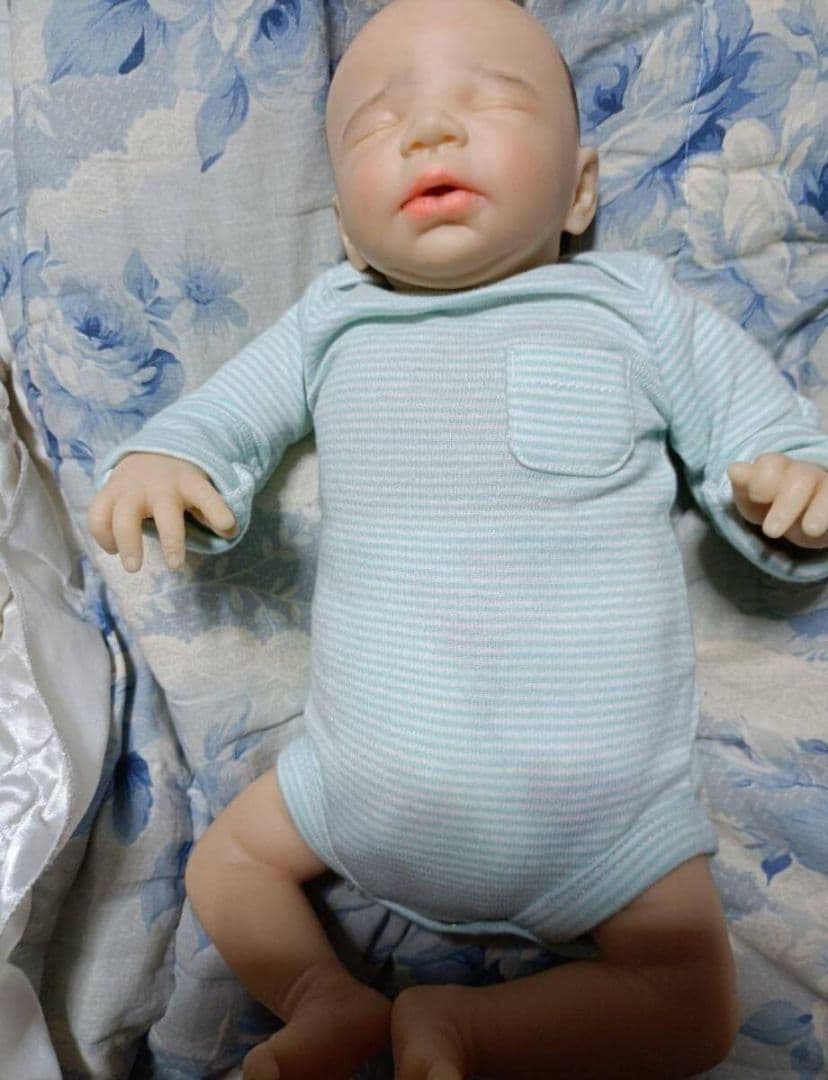 リボーンドール 赤ちゃん人形リアル創作人形シリコンドール