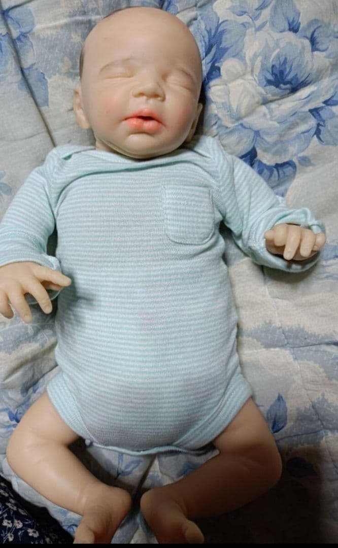 リボーンドール 赤ちゃん人形リアル創作人形シリコンドール