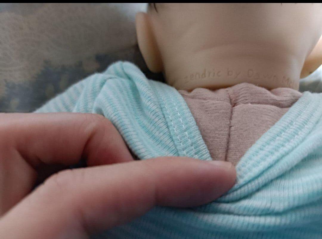 リボーンドール 赤ちゃん人形リアル創作人形シリコンドール