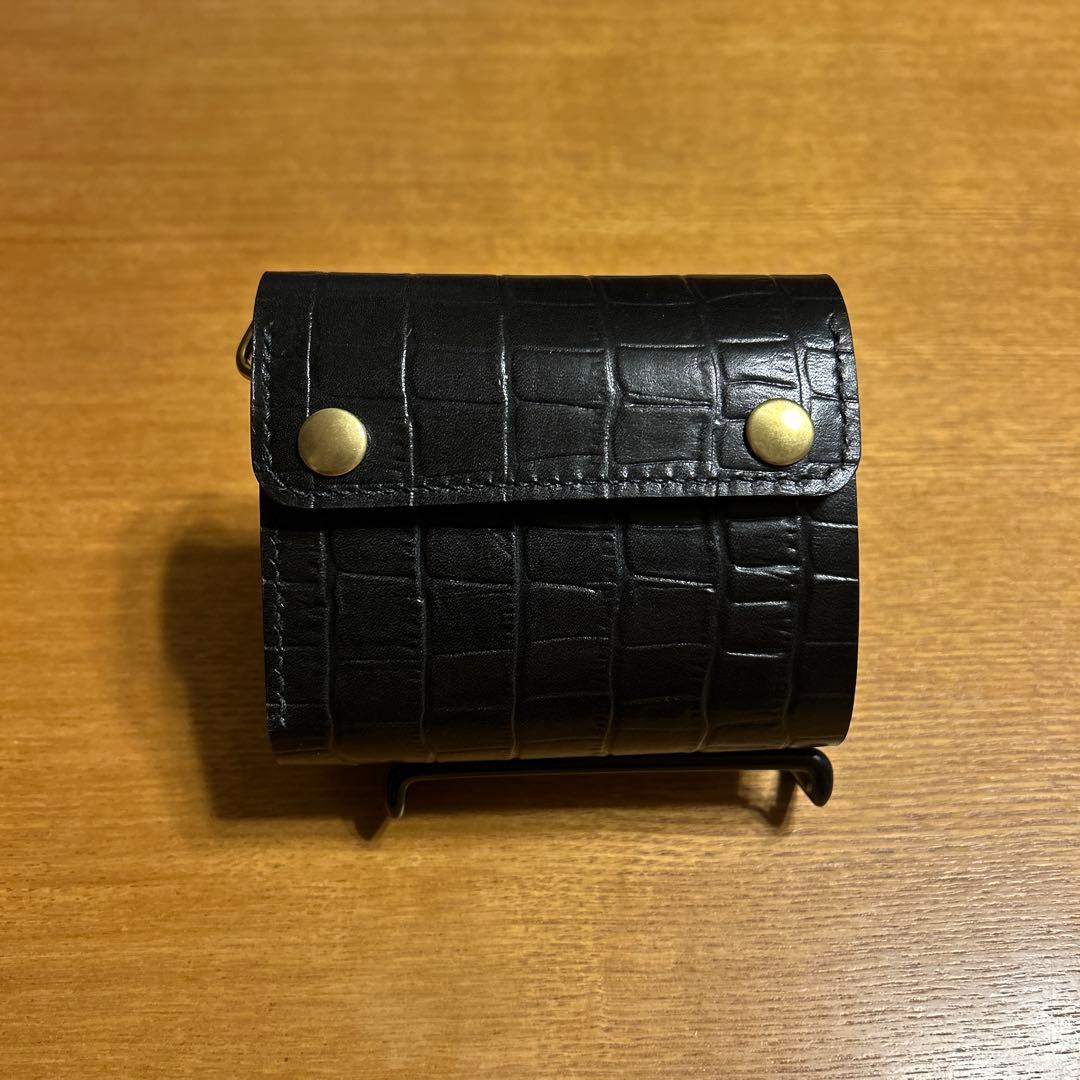 牛革クロコ型押し　ミドル財布 三つ折り　トラッカーウォレット　ハトメ　小判カン