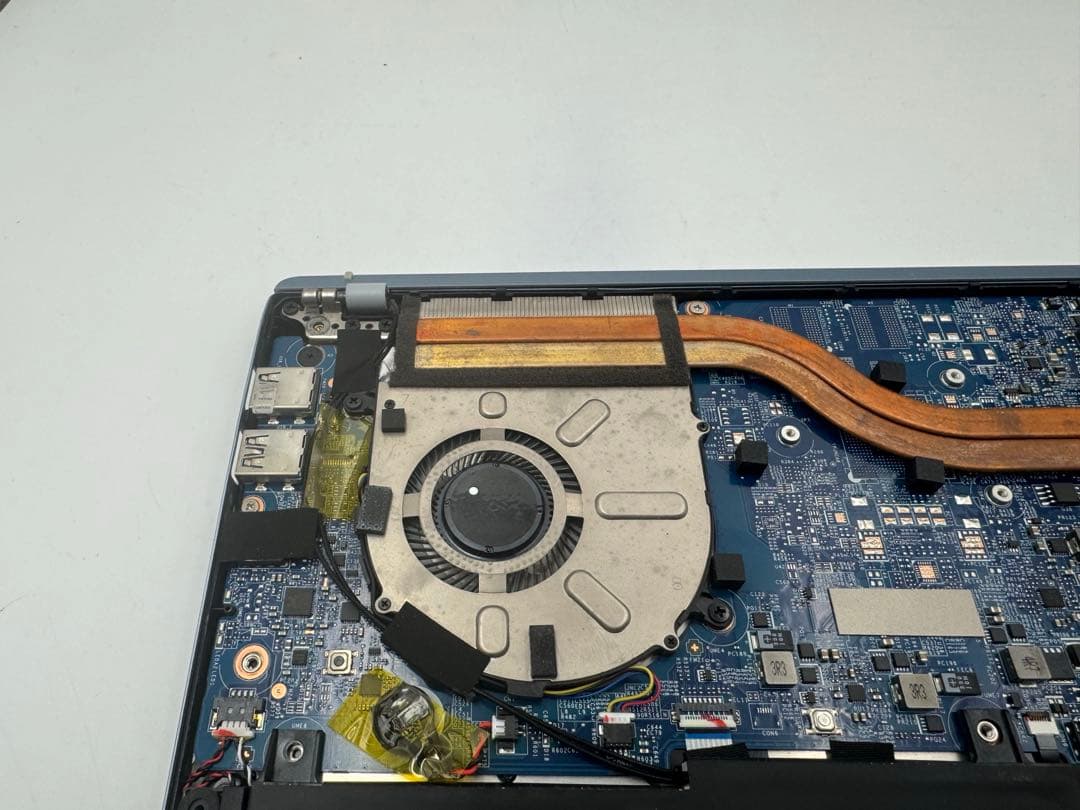 MSIノートPC★ジャンク★11世代❗️corei7✨ストレージ、メモリ無し★