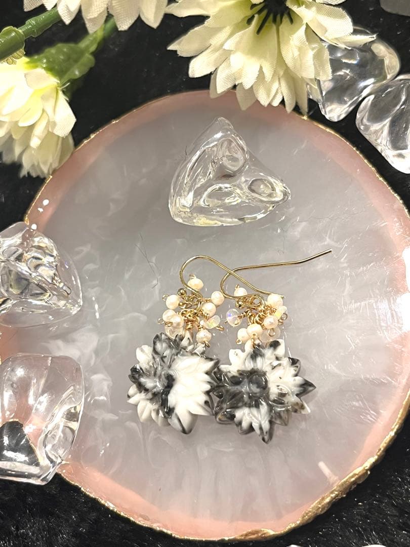 14kgf Flowerカービングピアス