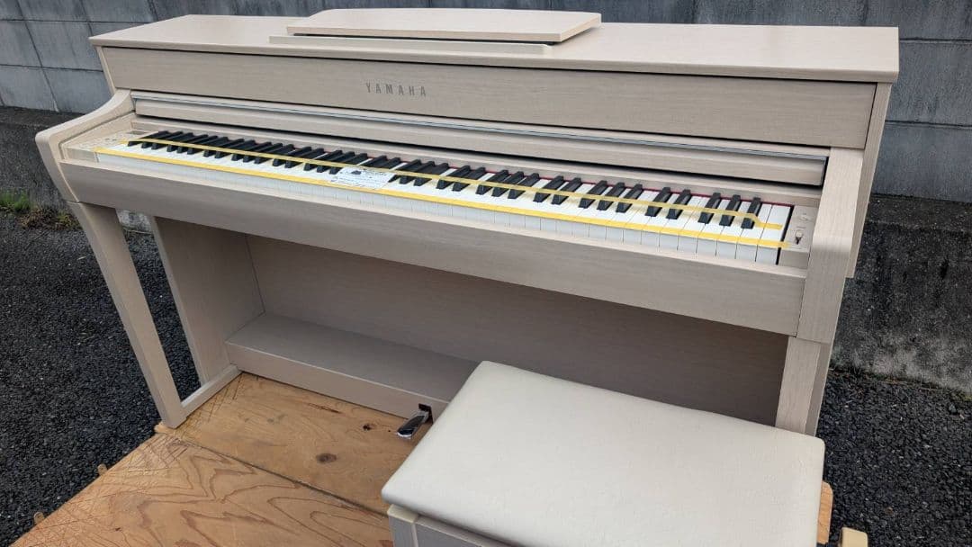 YAMAHA Clavinova 電子ピアノ　みCLP-635WA 22年製