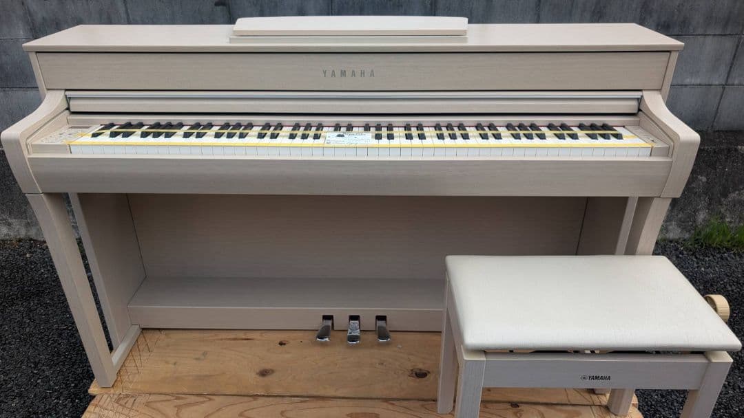 YAMAHA Clavinova 電子ピアノ　みCLP-635WA 22年製