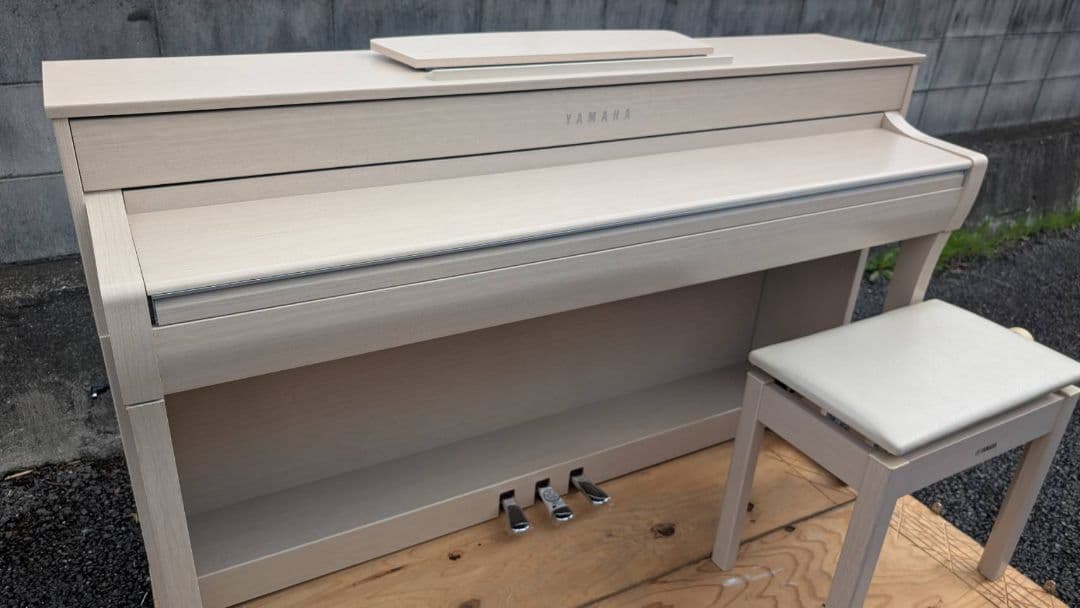 YAMAHA Clavinova 電子ピアノ　みCLP-635WA 22年製