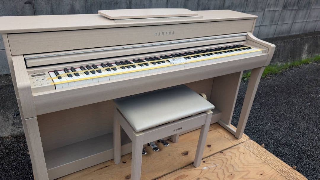 YAMAHA Clavinova 電子ピアノ　みCLP-635WA 22年製