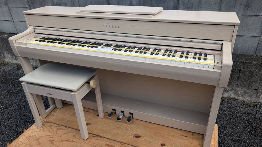 YAMAHA Clavinova 電子ピアノ　みCLP-635WA 22年製