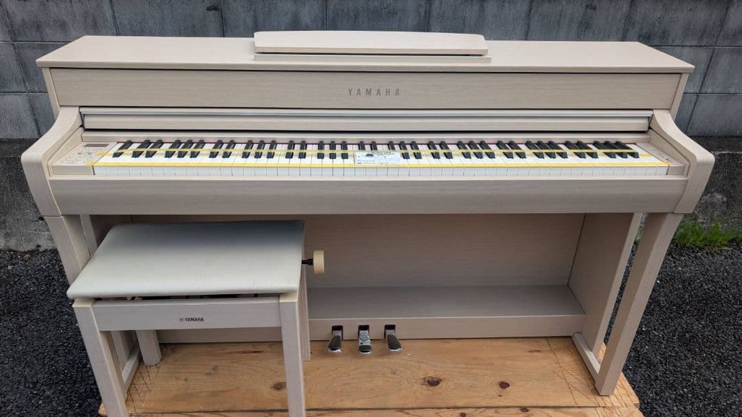 YAMAHA Clavinova 電子ピアノ　みCLP-635WA 22年製