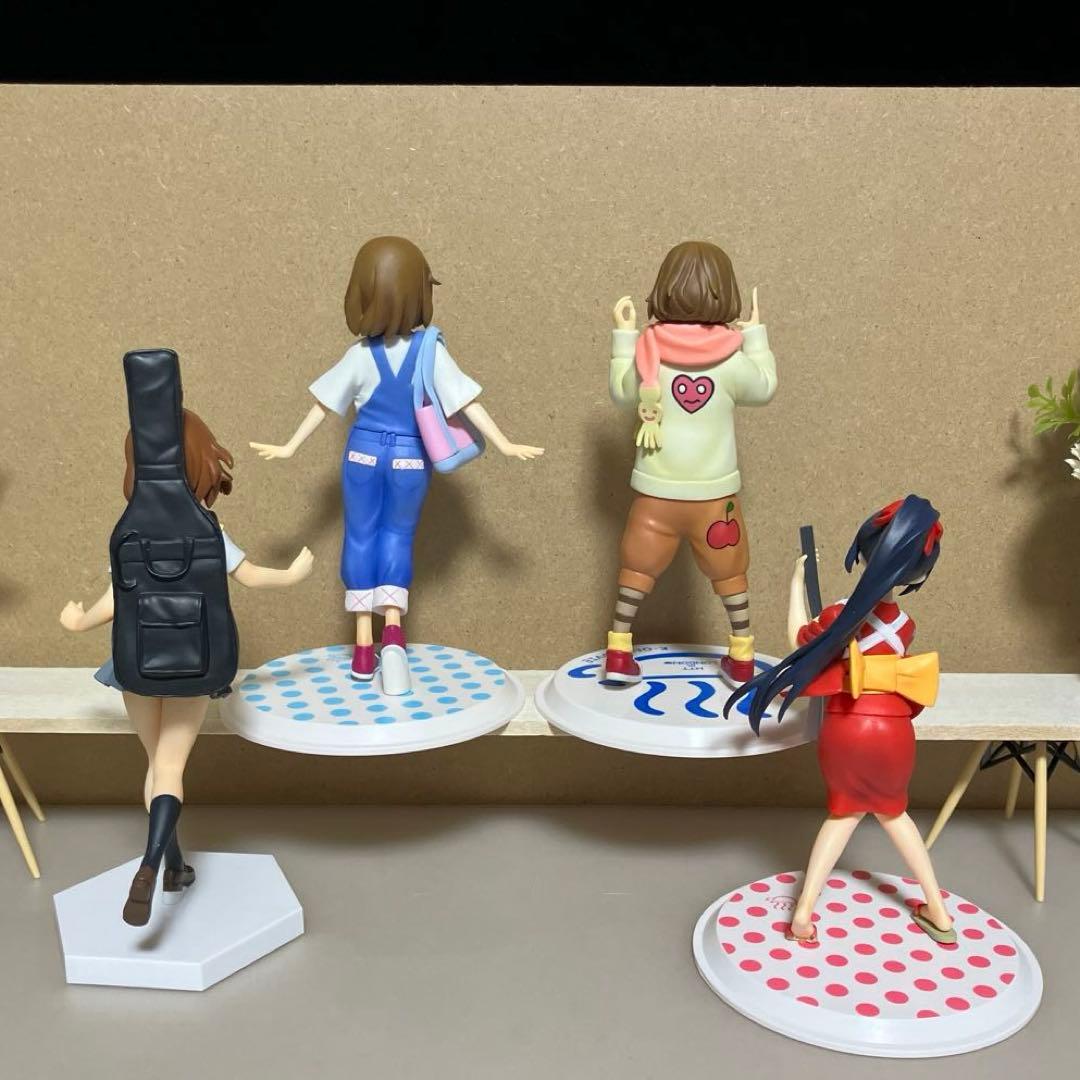 けいおん! DX フィギュア inロンドン 全種 平沢唯 中野梓 コンプ