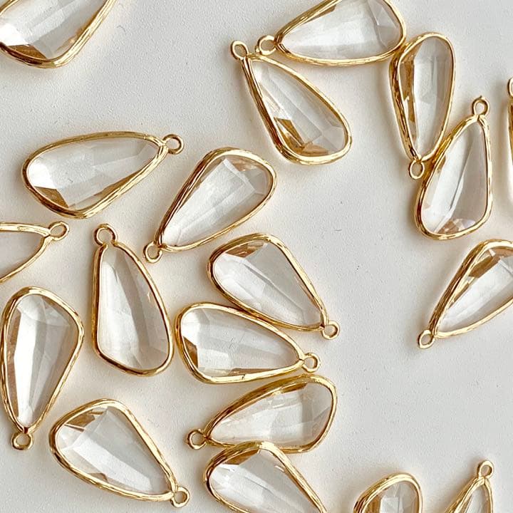 【個数選べます】クリスタルチャームC