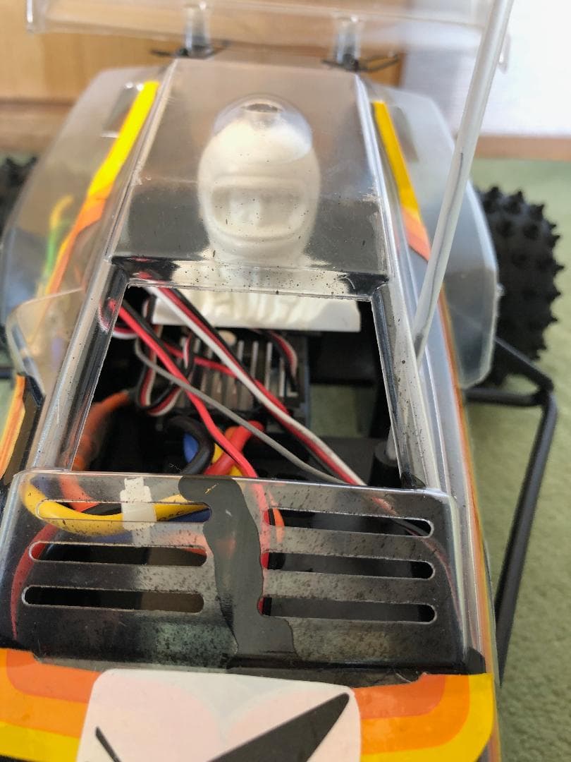 タミヤ 1/10 RC ホーネット