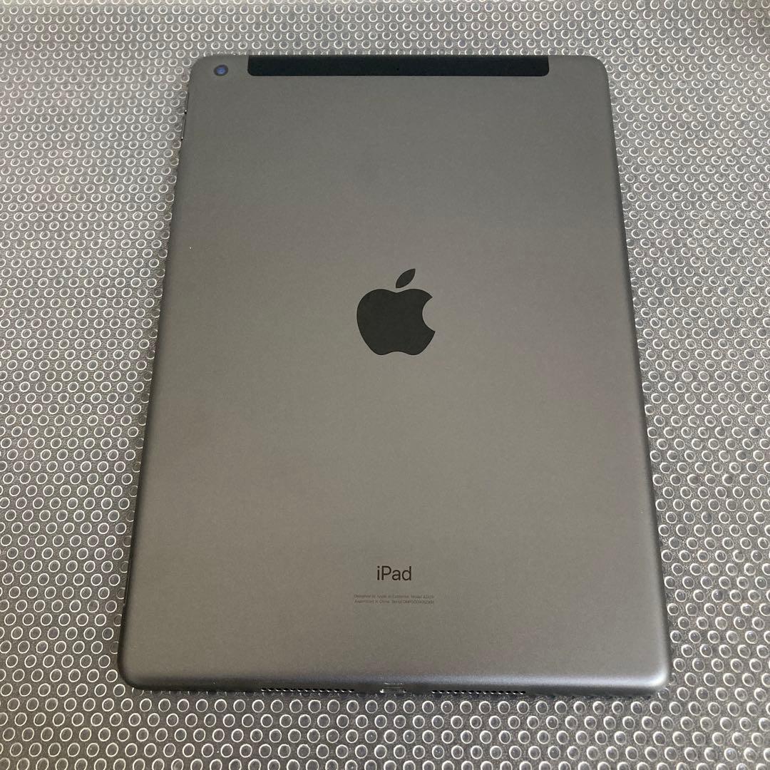 3675【早い者勝ち】美品☆iPad8 第8世代 32GB SIMフリー☆
