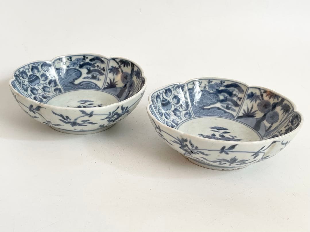 骨董　アンティーク　古伊万里　染付　牡丹　輪花縁　膾皿　なます皿　2枚