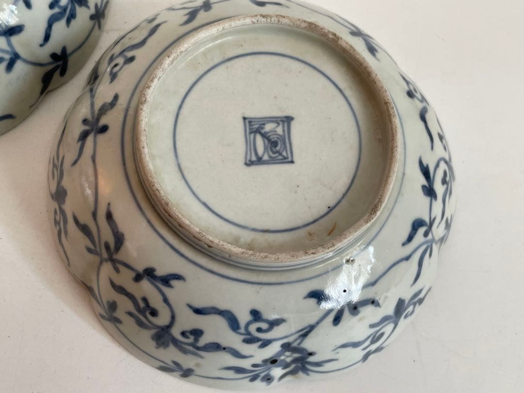 骨董　アンティーク　古伊万里　染付　牡丹　輪花縁　膾皿　なます皿　2枚